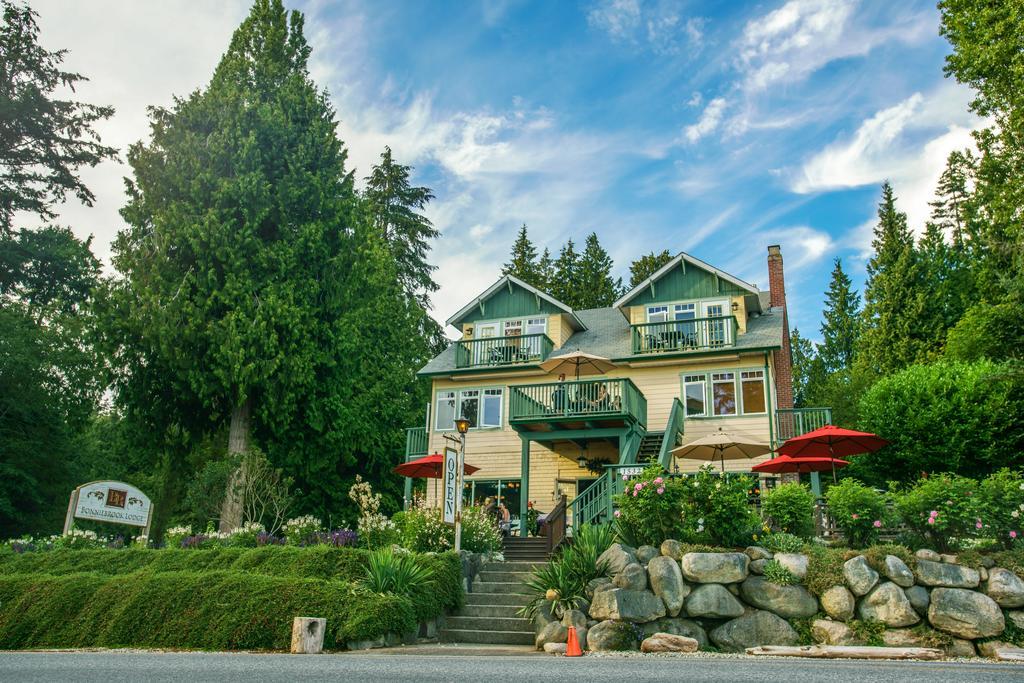 Bonniebrook Lodge Gibsons Ngoại thất bức ảnh