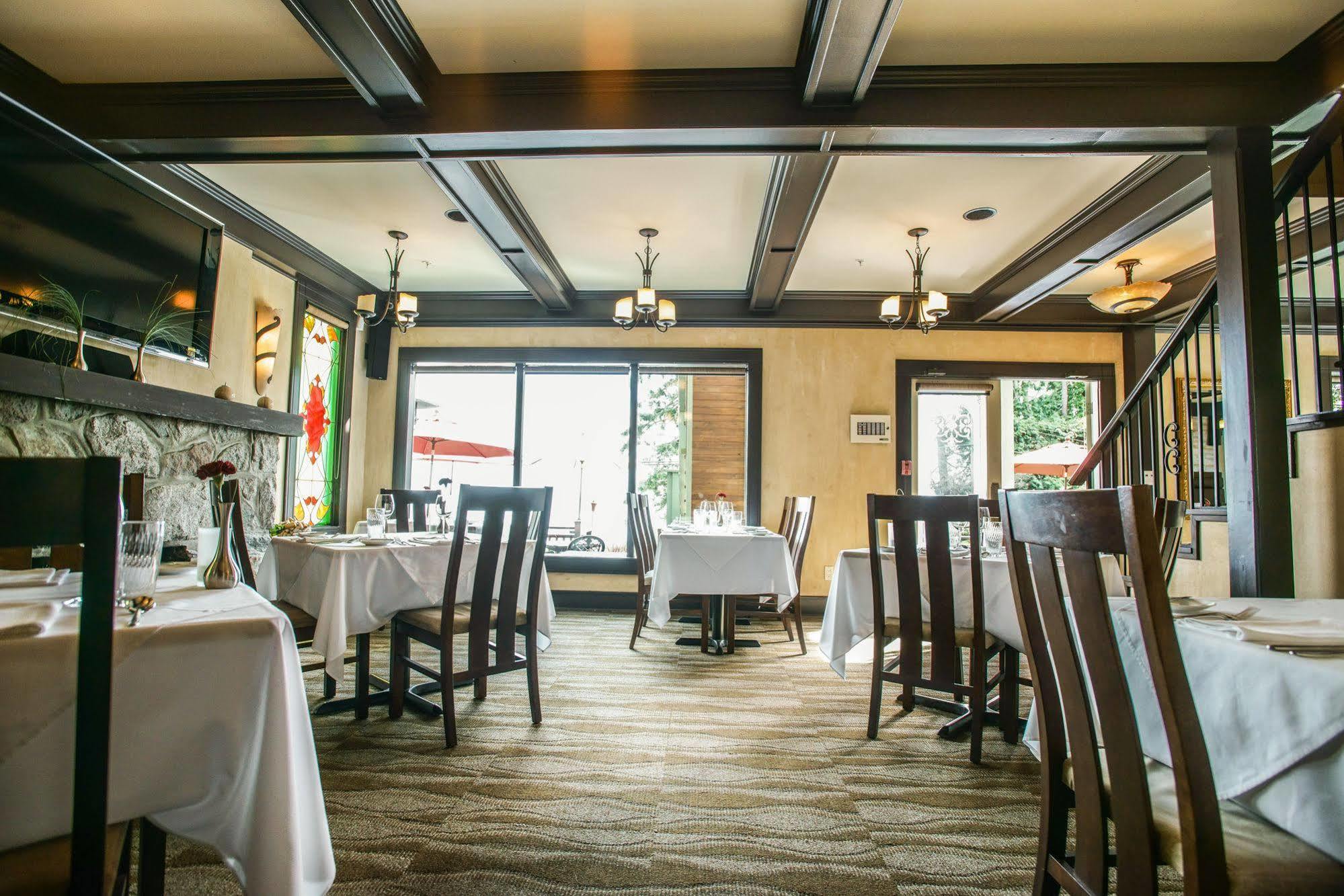 Bonniebrook Lodge Gibsons Ngoại thất bức ảnh