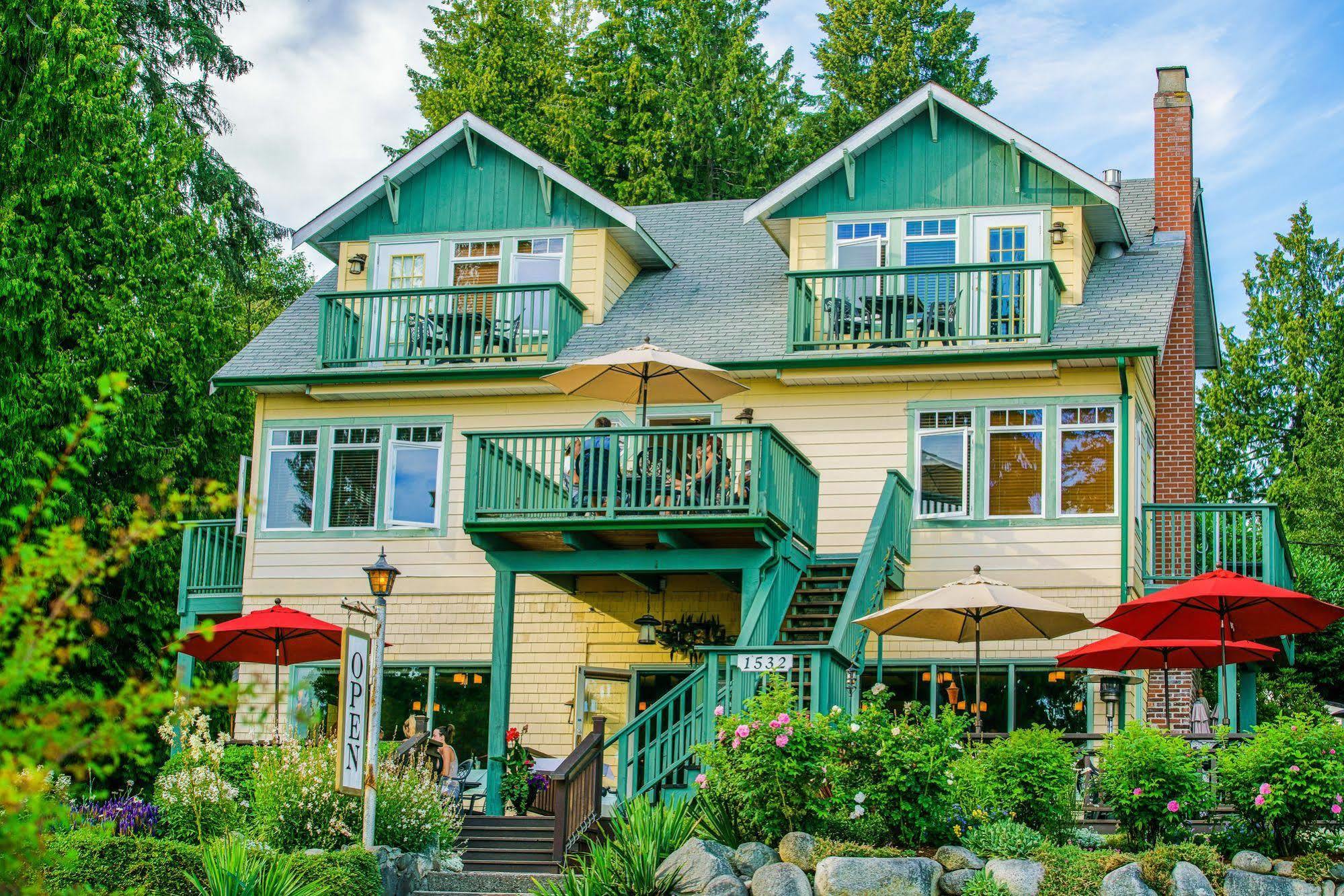 Bonniebrook Lodge Gibsons Ngoại thất bức ảnh