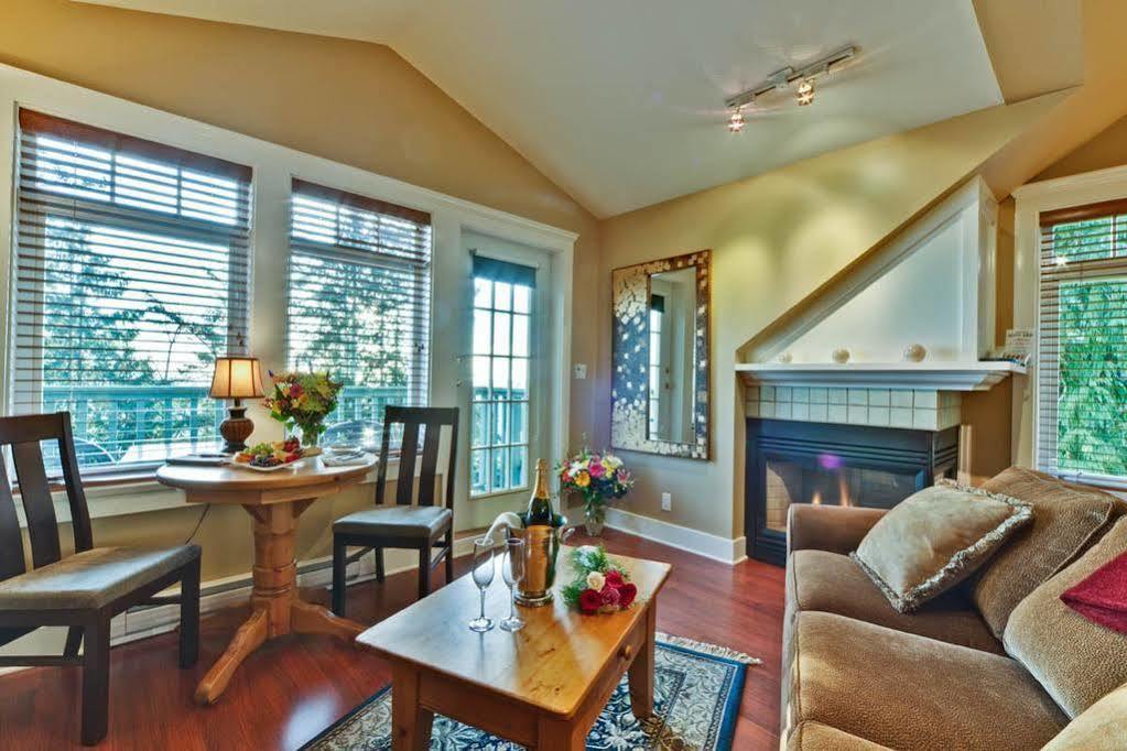 Bonniebrook Lodge Gibsons Ngoại thất bức ảnh