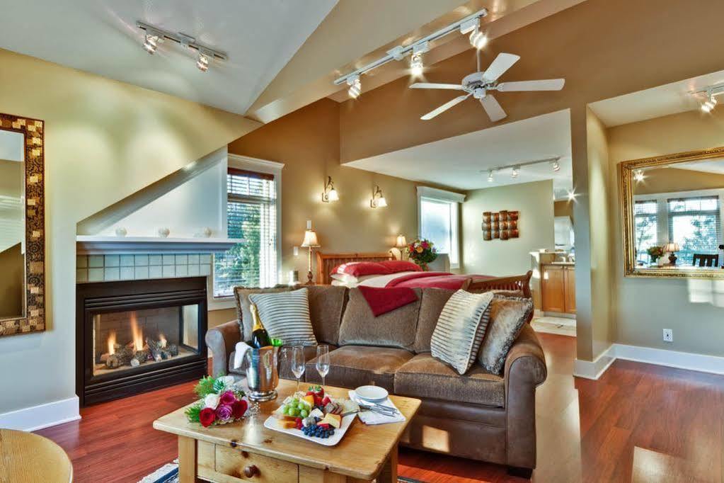 Bonniebrook Lodge Gibsons Ngoại thất bức ảnh